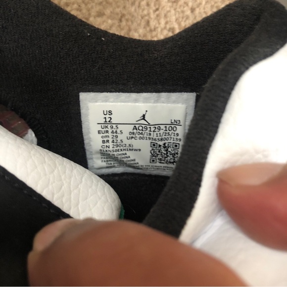 Jordan Retro 4 “Rasta” - Picture 9 of 12